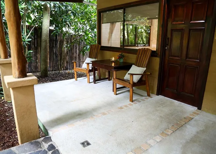 Moana Lodge