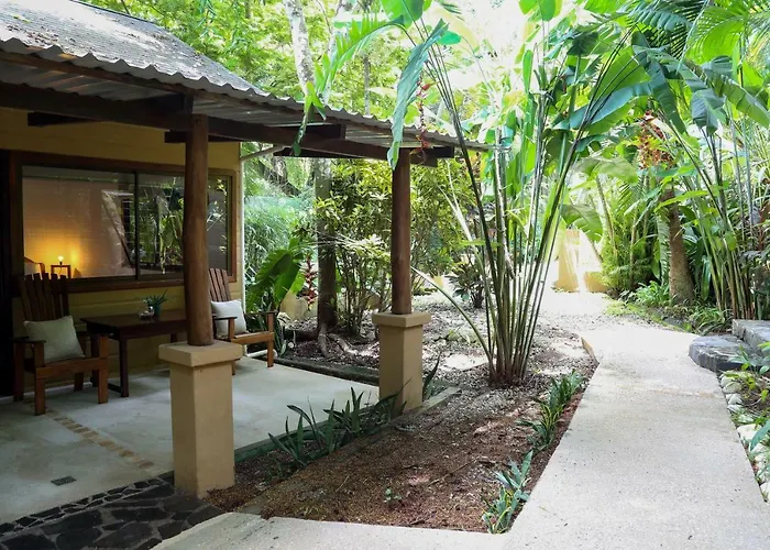 Moana Lodge Nicoya